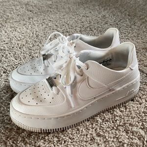 White Nike Air Force 1 Sage Low